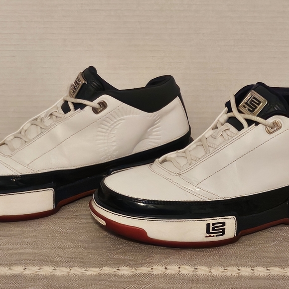 Vintage (2006) Lebron James Zoom ST II Low Basketball Sneakers, M9, Great Cond. - Picture 4 of 6
